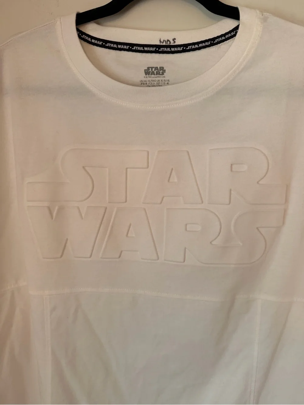Disney Star Wars Womens XL White Embossed Logo Graphic Tee NWT Lucasfilm Shirt